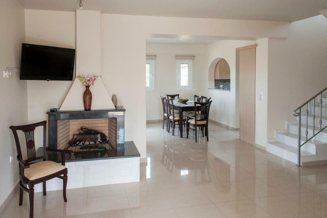 Villa Hermes Porto Heli Exteriör bild